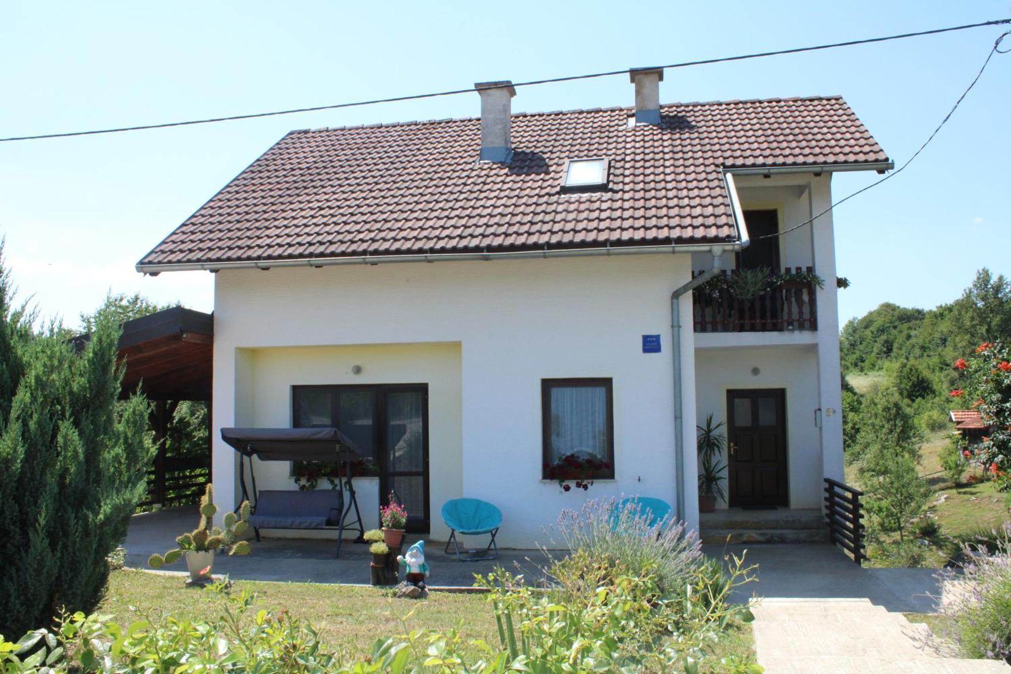 Studio Apartment Ivona & Tin Slunj Εξωτερικό φωτογραφία