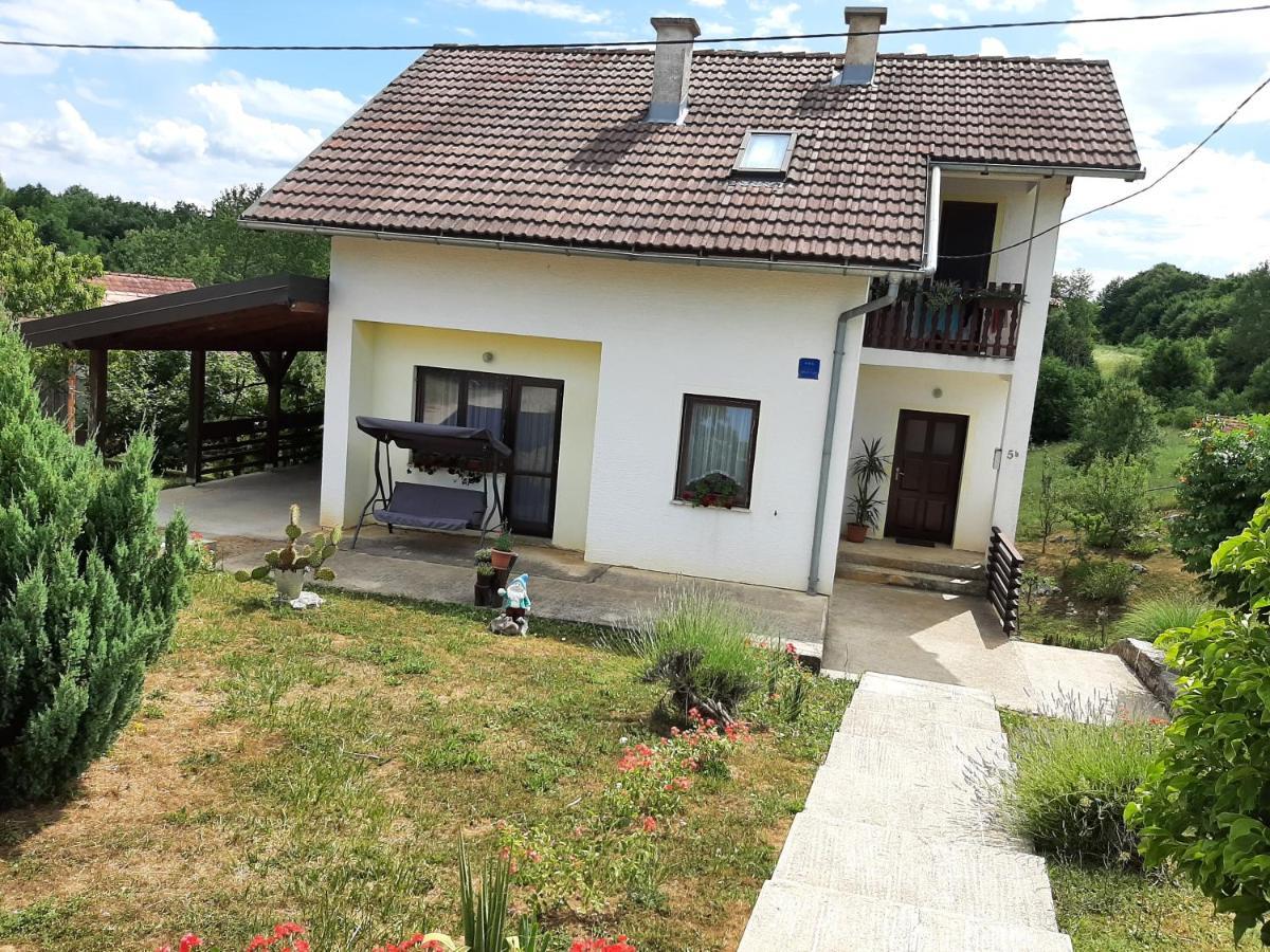 Studio Apartment Ivona & Tin Slunj Εξωτερικό φωτογραφία