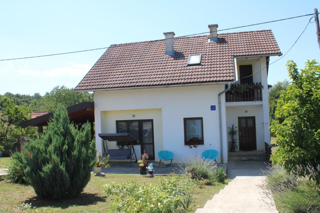 Studio Apartment Ivona & Tin Slunj Εξωτερικό φωτογραφία