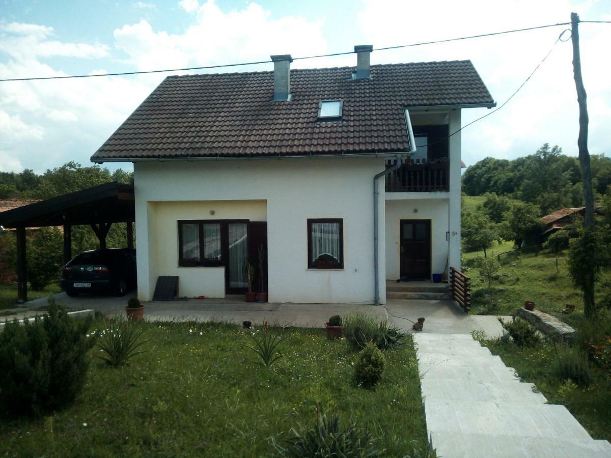 Studio Apartment Ivona & Tin Slunj Εξωτερικό φωτογραφία