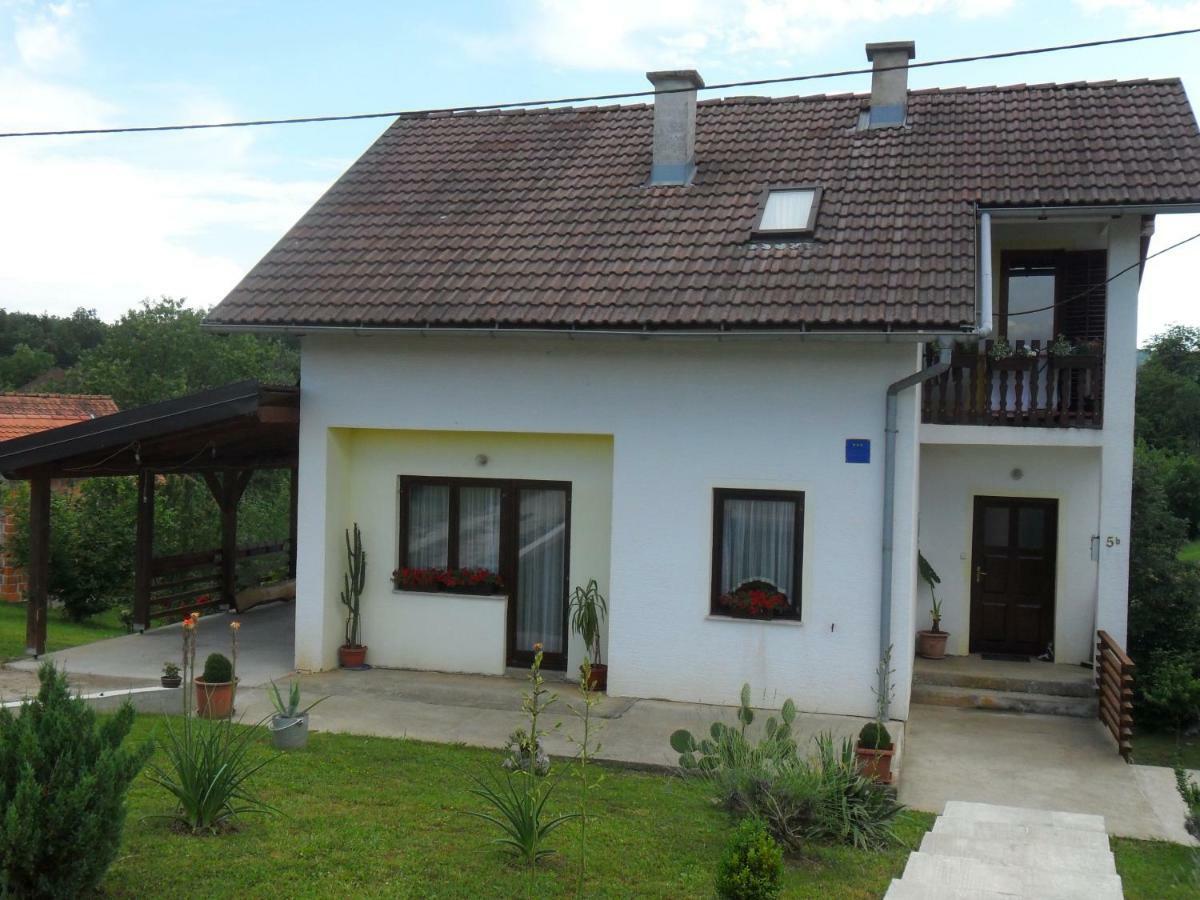 Studio Apartment Ivona & Tin Slunj Εξωτερικό φωτογραφία