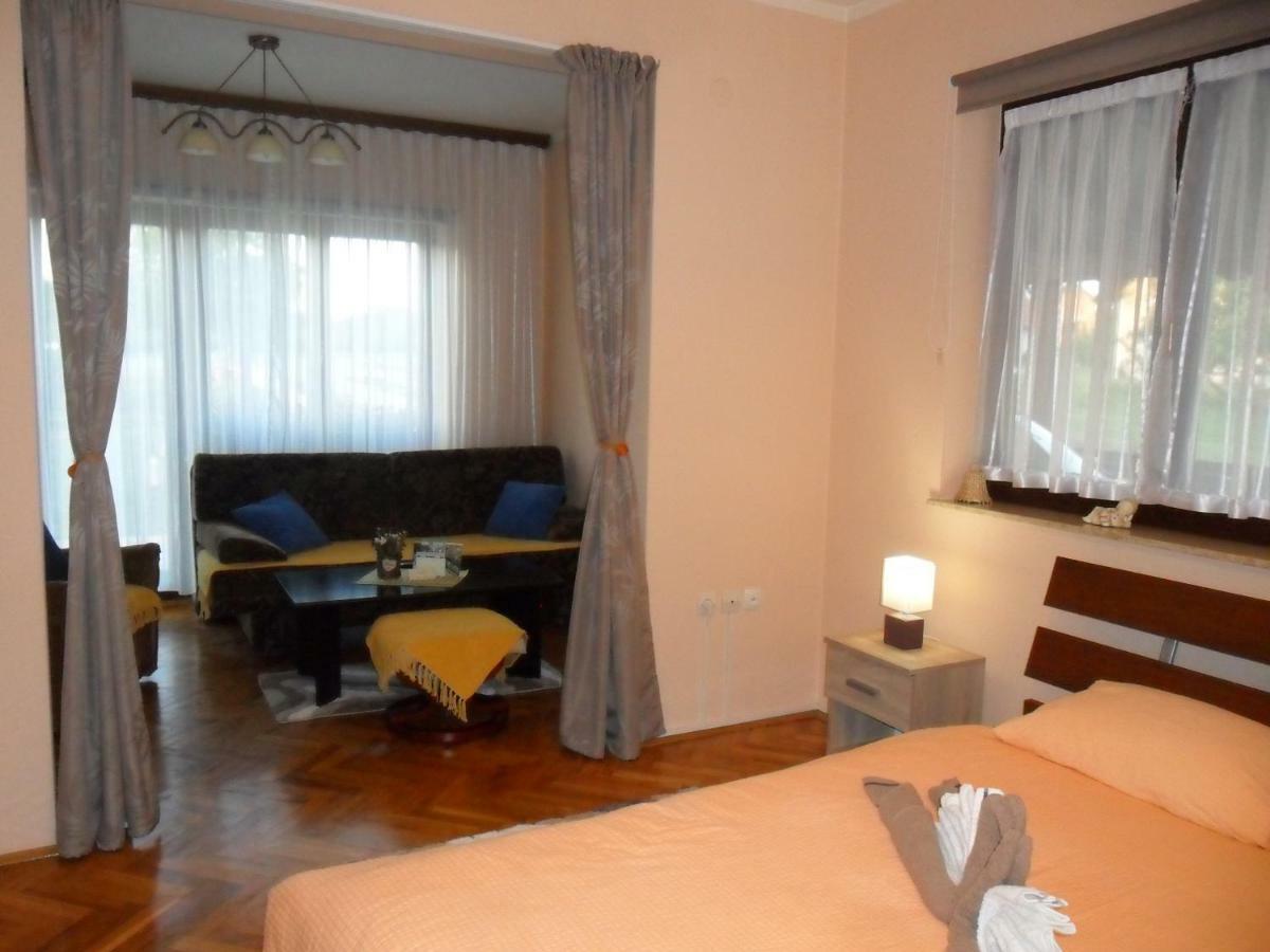 Studio Apartment Ivona & Tin Slunj Εξωτερικό φωτογραφία